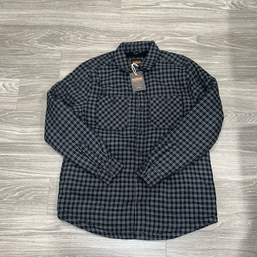 Redmond outdoor shirt jacket. Size L. NWT